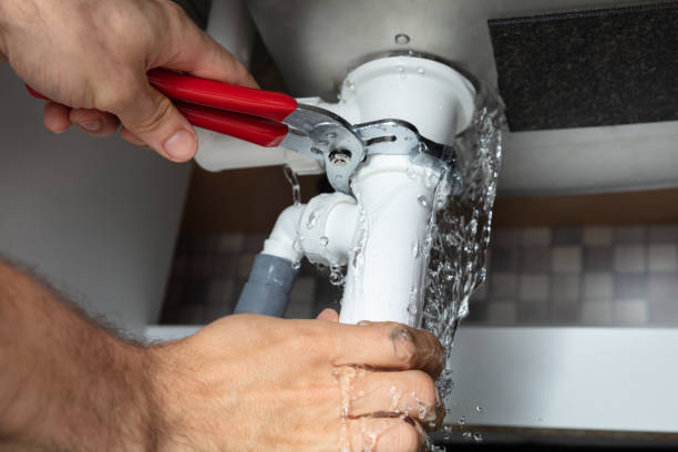 Best 24/7 water damage repair  in Grandview, WA